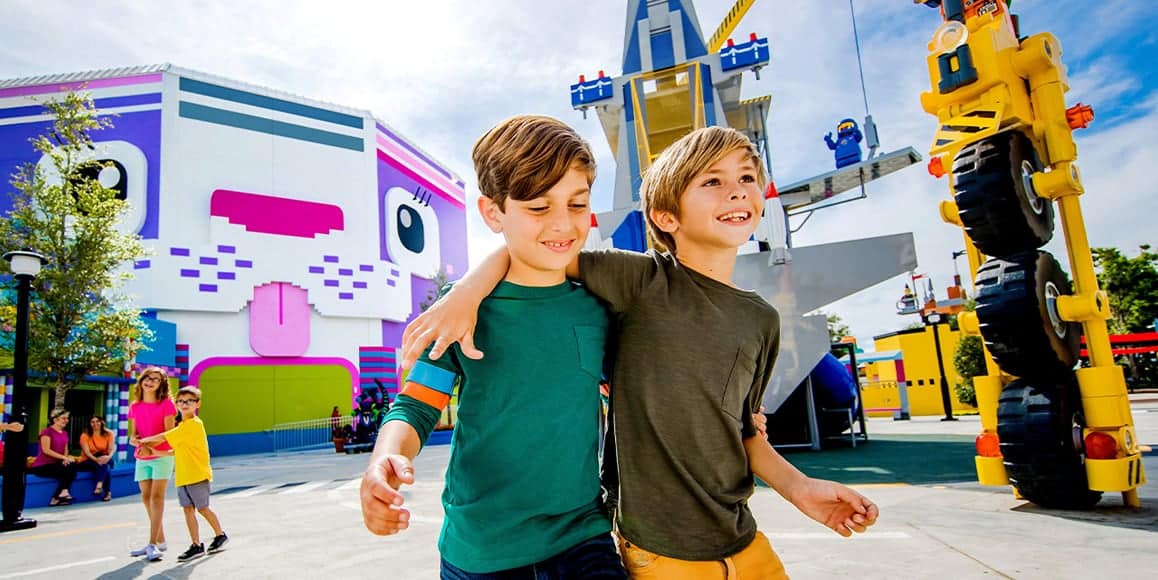 kgs-menu-feature-lego-land